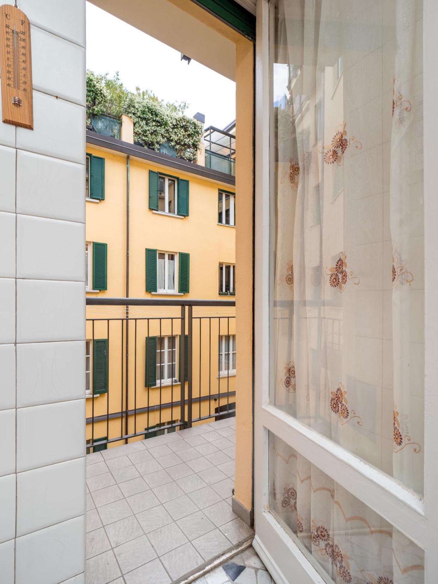 Appartamento Da Enzo Milano Centro ภายนอก รูปภาพ